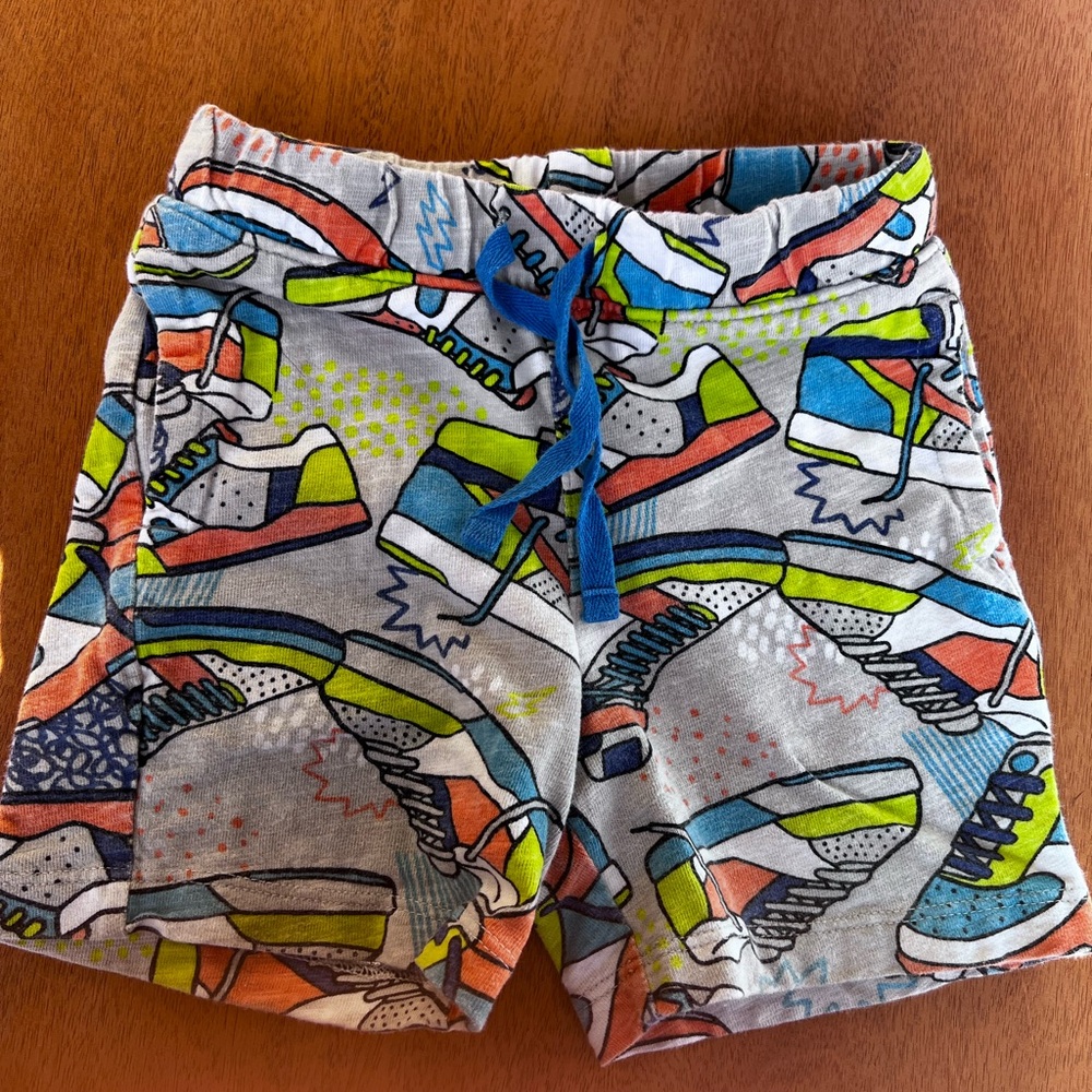 Boy’s Sneakers Shorts 2t